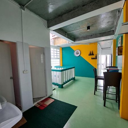 Best Stay Hostel Пхукет Екстер'єр фото