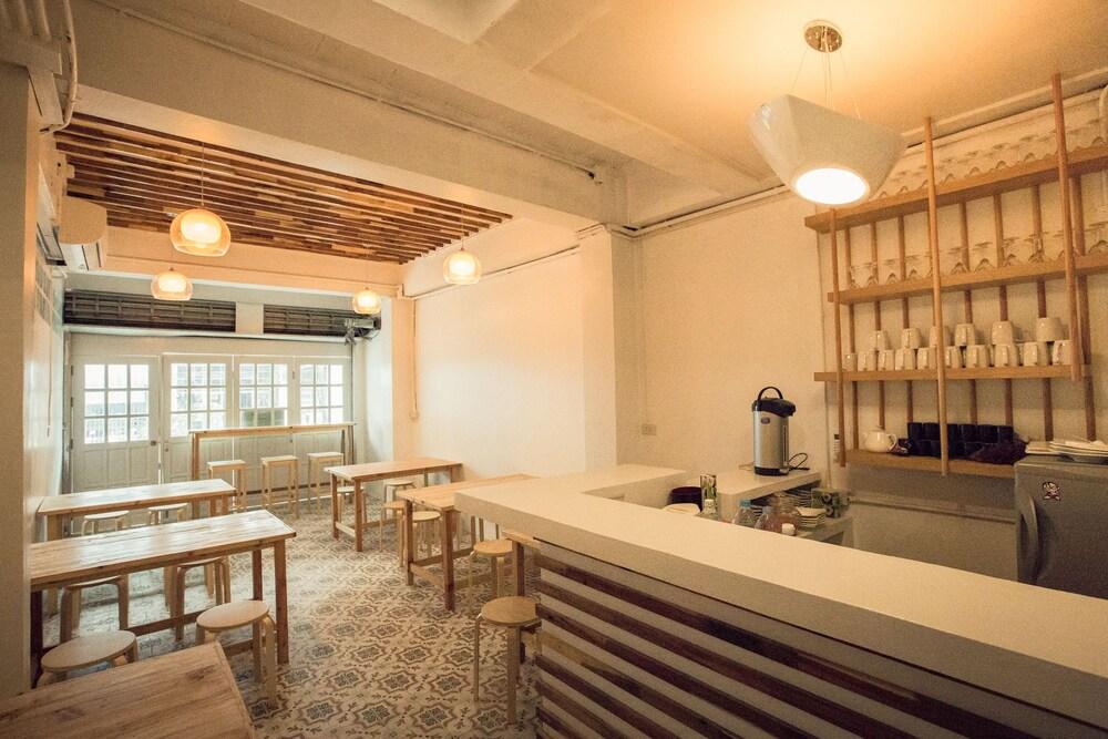 Best Stay Hostel Пхукет Екстер'єр фото