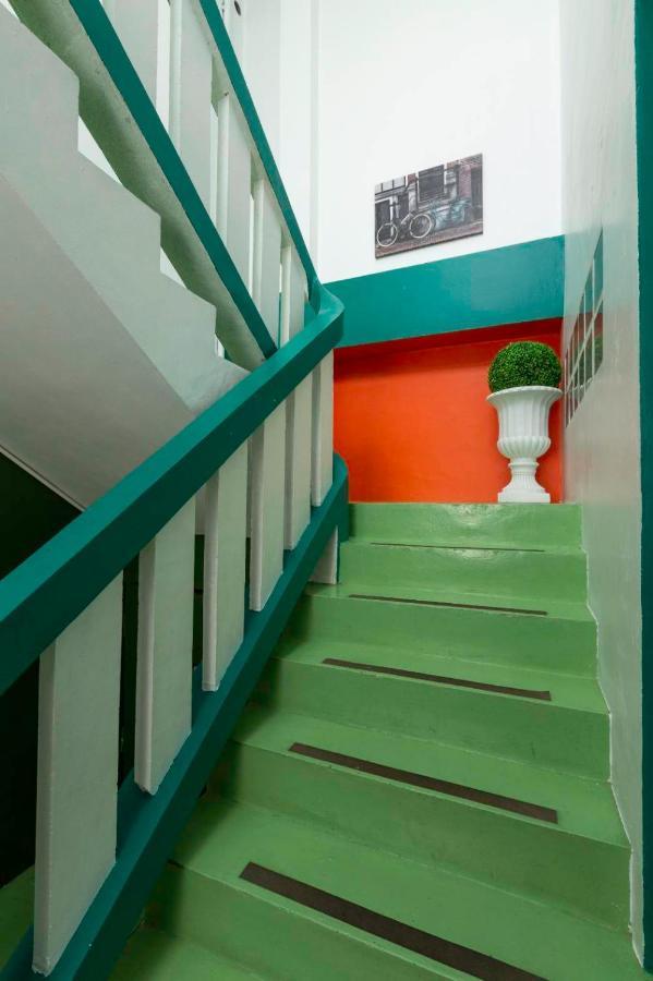 Best Stay Hostel Пхукет Екстер'єр фото