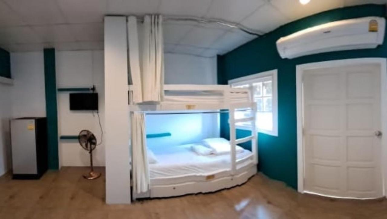 Best Stay Hostel Пхукет Екстер'єр фото