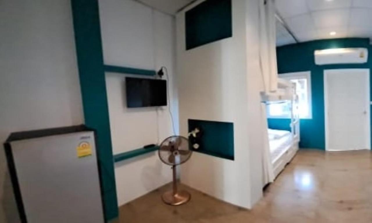Best Stay Hostel Пхукет Екстер'єр фото